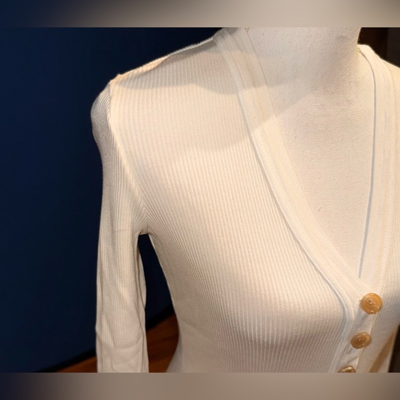 CITIZENS OF HUMANITY Scarlett Rib Henley Top - Picture 7 of 13